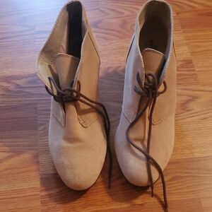 CROCS Tan Ankle Booties with Minimalist Design